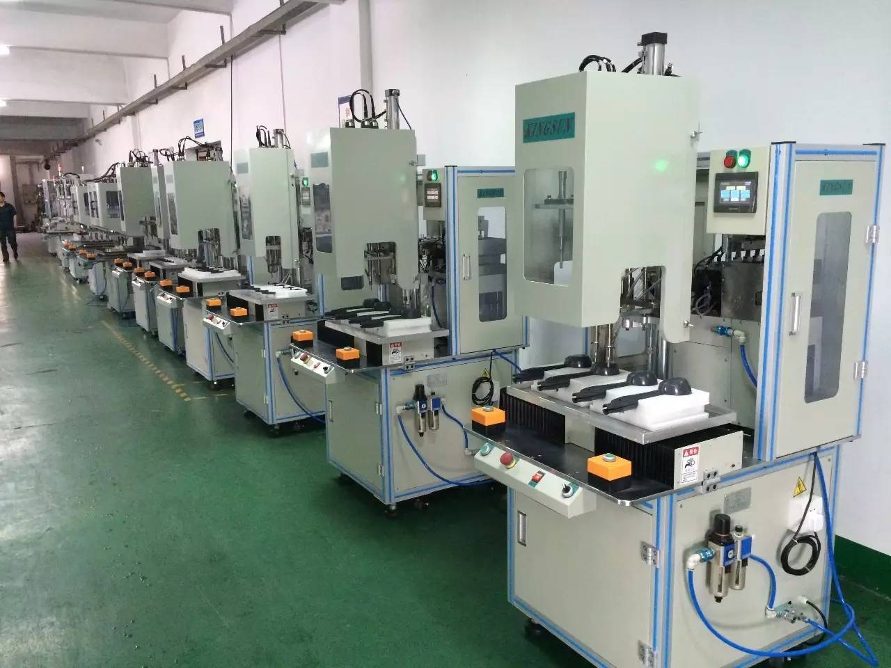 自動鎖螺絲機廠家 自動鎖螺絲機